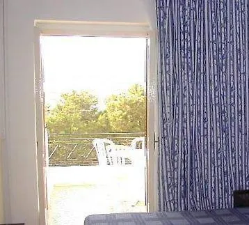 Oasis 2* Maszúri