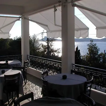 Hotel Oasis 2*